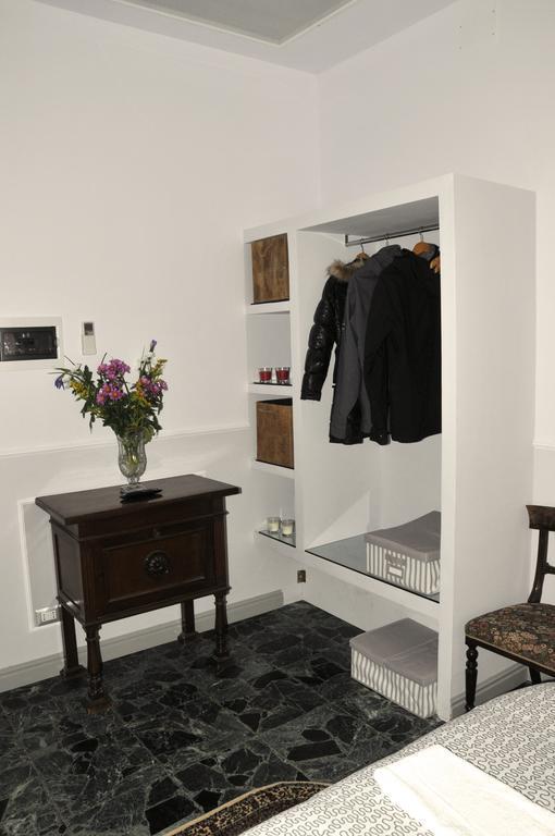 Alibrandi Palace Civitavecchia Habitación foto