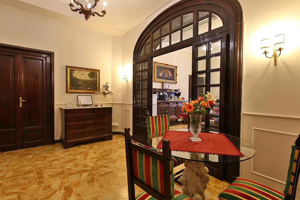 Alibrandi Palace Civitavecchia Exterior foto